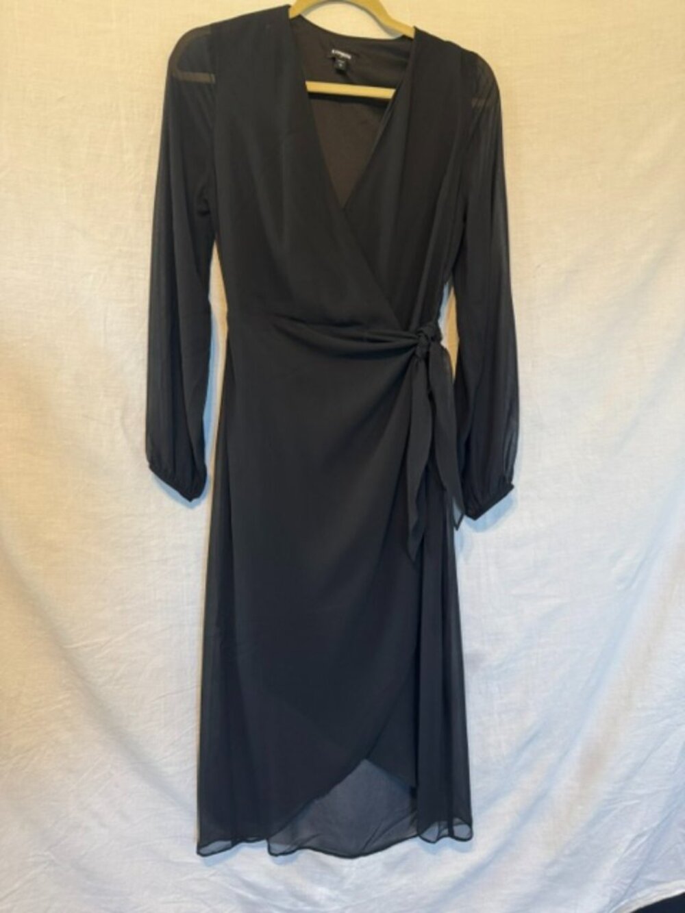 Small/petite tie black dress